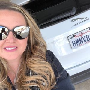 Meet your Posher, Cc